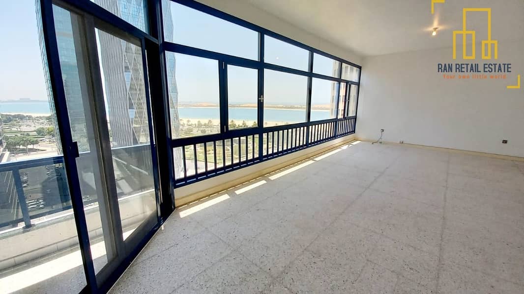 12 Huge 4bedroom apartment with balcony and full Sea view for 90