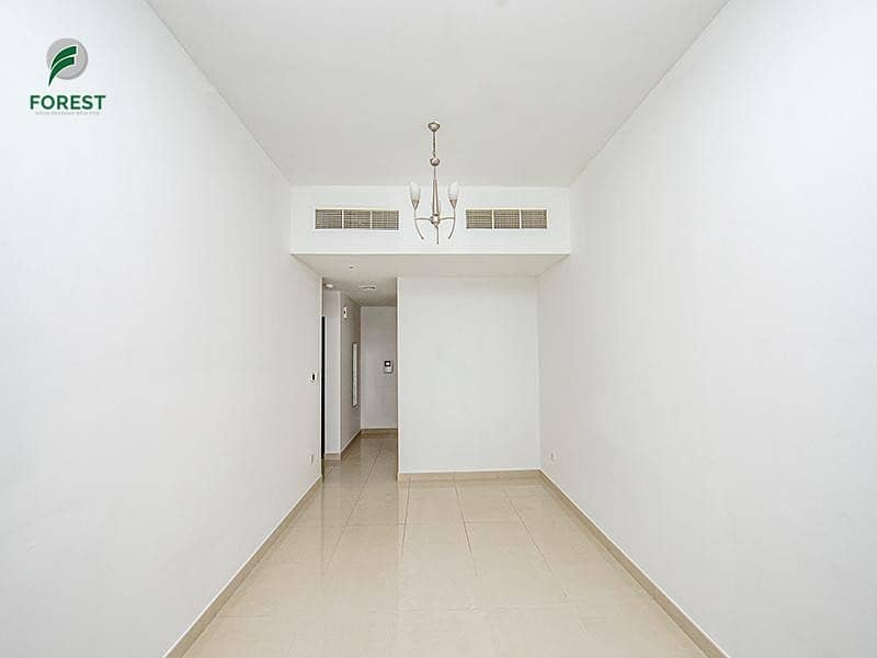 8 Unfurnished |Vacant 1BR | Street View Near Metro