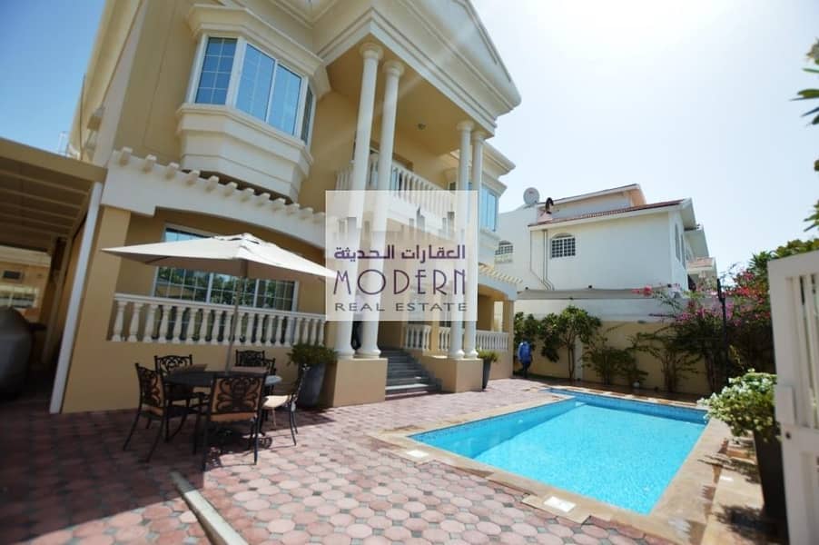 5 Bedroom Villa available with Pool In heart of Jumeirah
