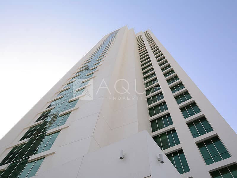 17 Exclusive | 2  BR with Balcony | Sea View