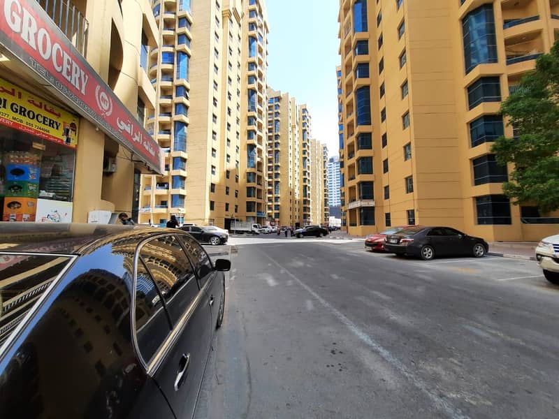 3BHK APARTMENT SEA VIEW AVAILABLE FOR SALE IN AL KHOR TOWER