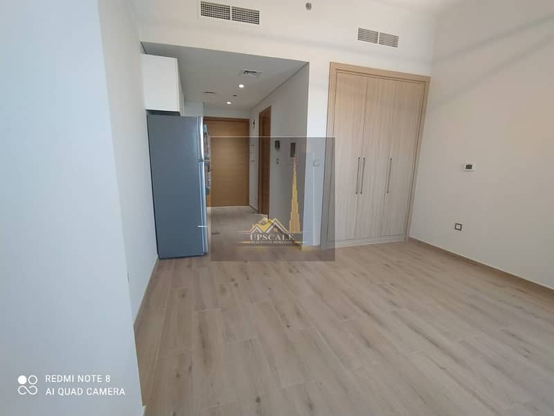 10 READY TO MOVE NEW APARTMENT OPPOSITE TO METRO STATION WITH POOL VIEW