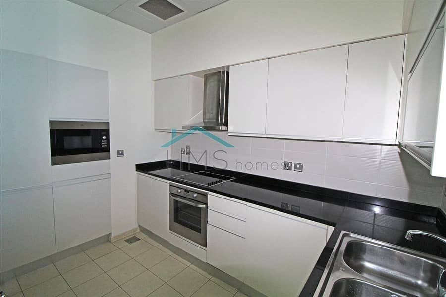 6 Sea view | Unfurnished | Available for viewing | 1 bed