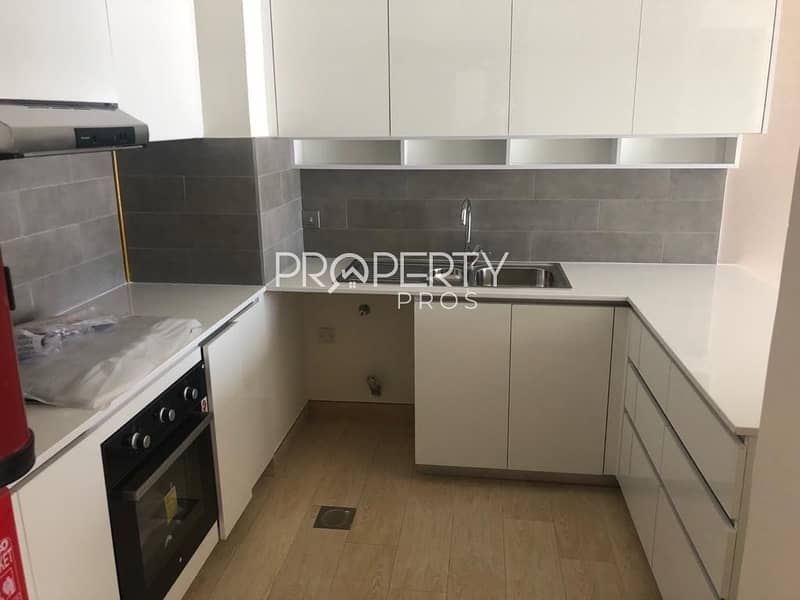 14 Spacious2Bed|Chiller Free|BrandNew