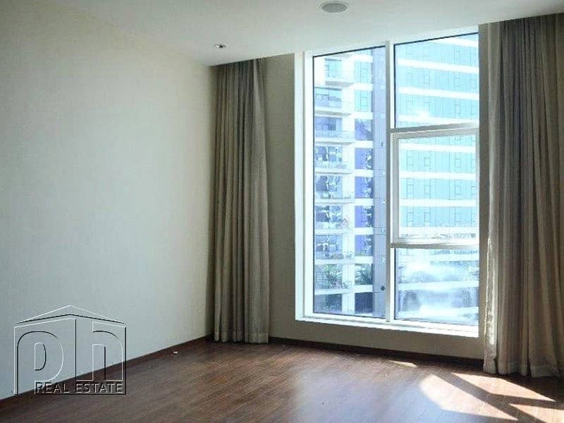 5 Mid Floor | Available | Great Views | 1 BR