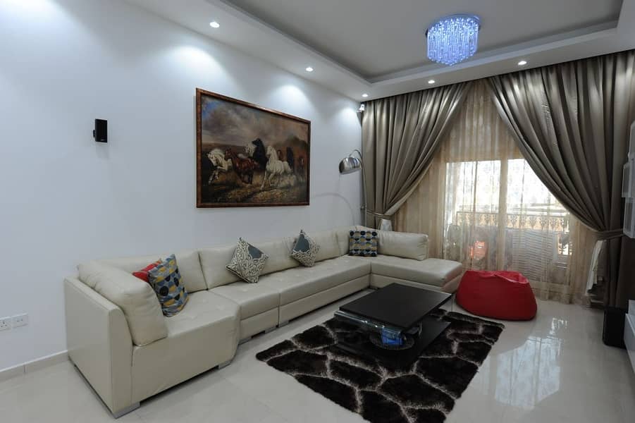 11 LUXURY 2BED | RENOVATED | SILICON STAR