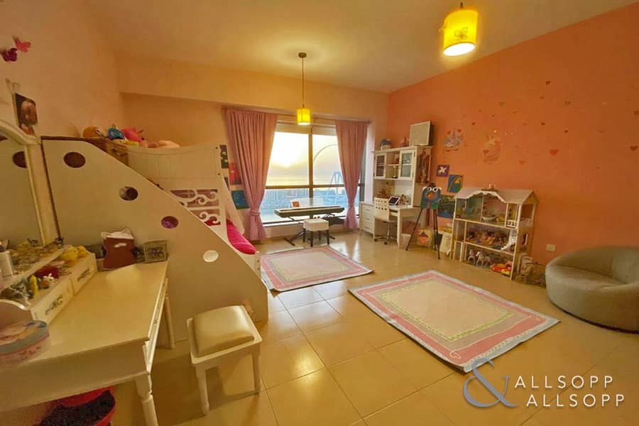 2 Full Sea | 3 Bedrooms | Vacant On Transfer