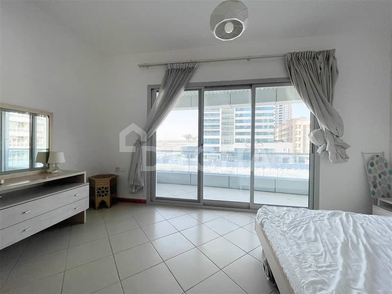 6 Great ROI / Fully Furnished / Beside Metro