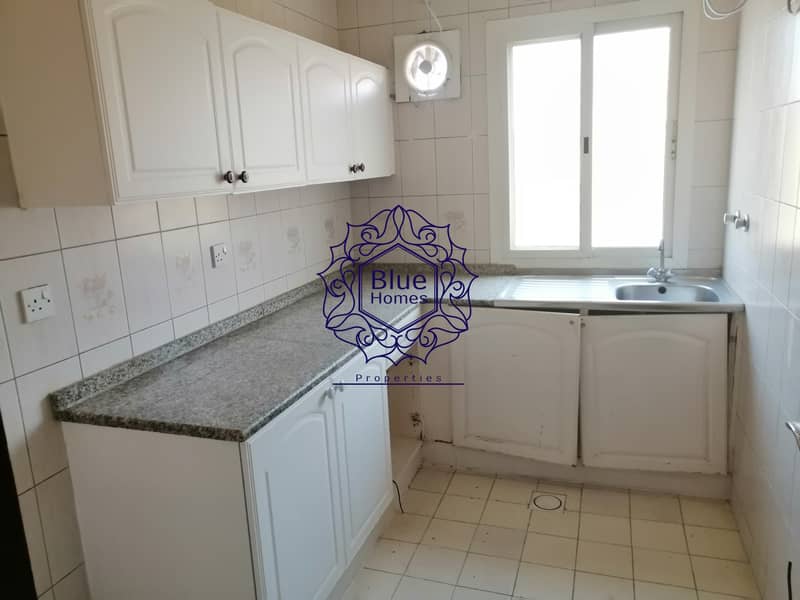 3 Spacious one bedroom hall with free parking only 34k near fahidi metro Station