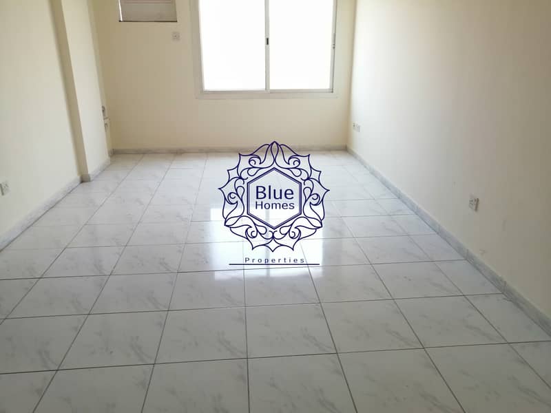 4 Spacious one bedroom hall with free parking only 34k near fahidi metro Station