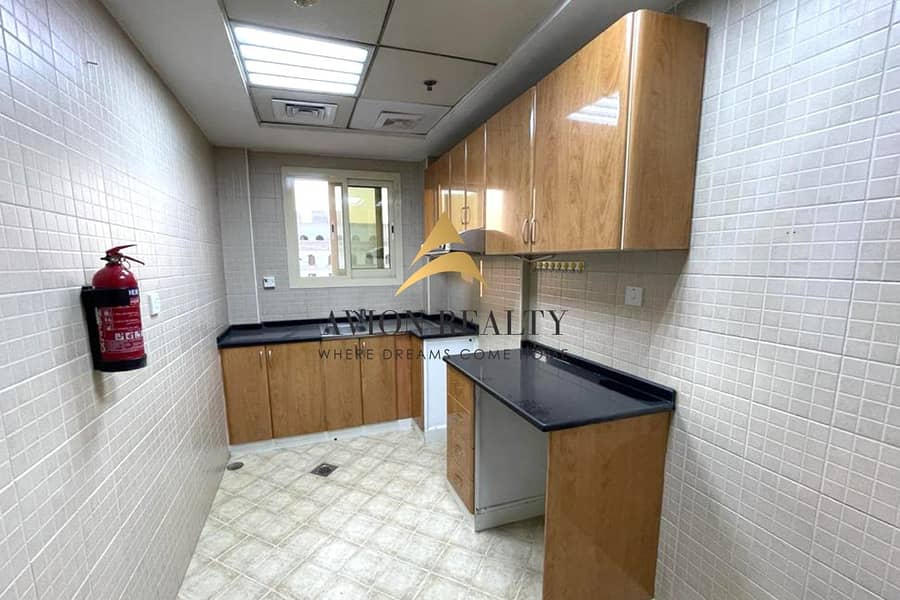 7 Affordable Apartment| Well Maintained| Balcony| Ready to Move in