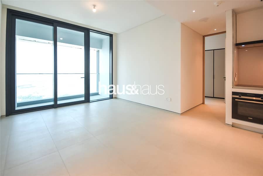 4 Handed Over | Resale | Balcony | High Floor