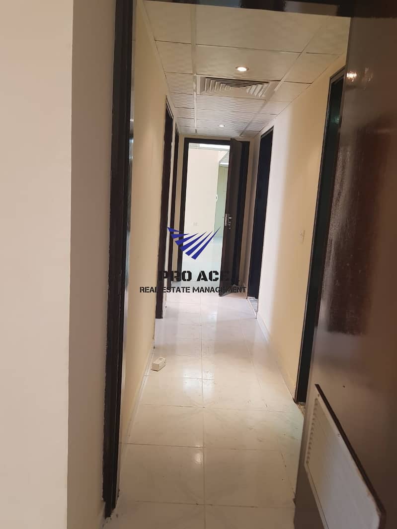 2 Spacious Bright low Price 1 bedroom hall 40k in TCA Navy gate Area