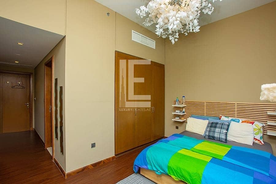 5 Spacious 2br+M in Palm Jumeirah in Pristine Condition