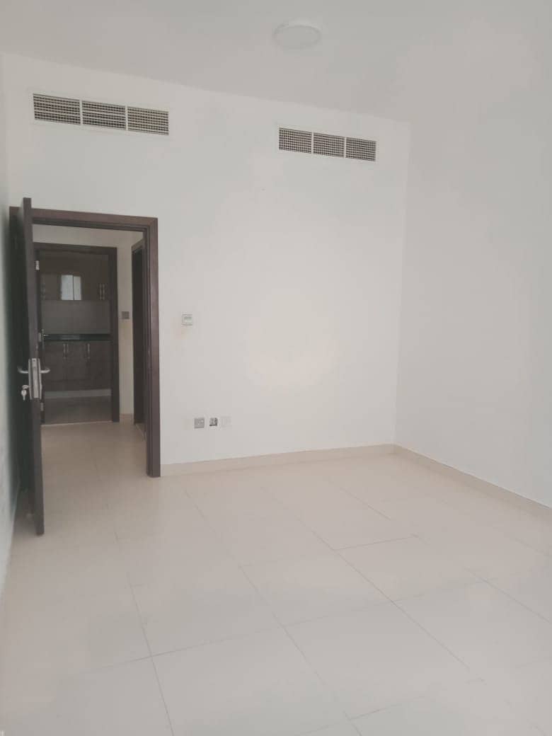 1 Bed room hall with Balcony for rent centralized AC Dhs. 19,000 with 1 month free