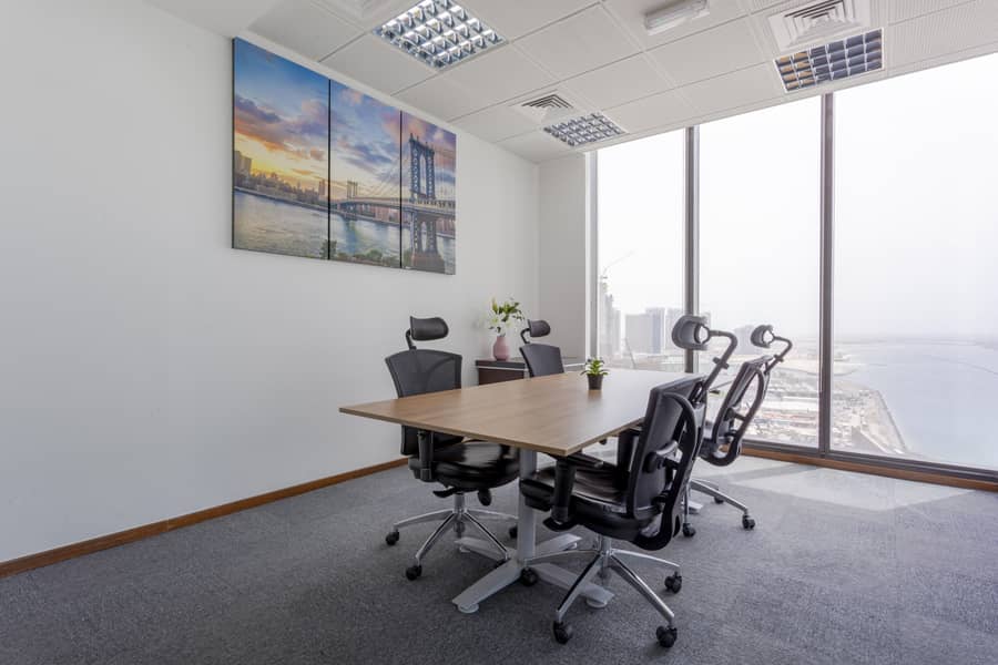 Open plan office space for 10 persons in ABU DHABI, Tamouh Tower