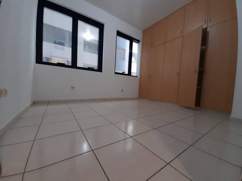 Квартира в улица Аль Наджда, 1 спальня, 43000 AED - 5121766