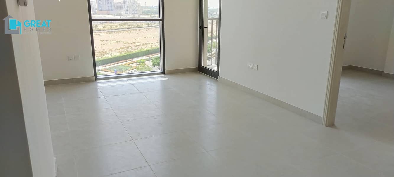 2 Brand new 1  bed apartment in IMPZ