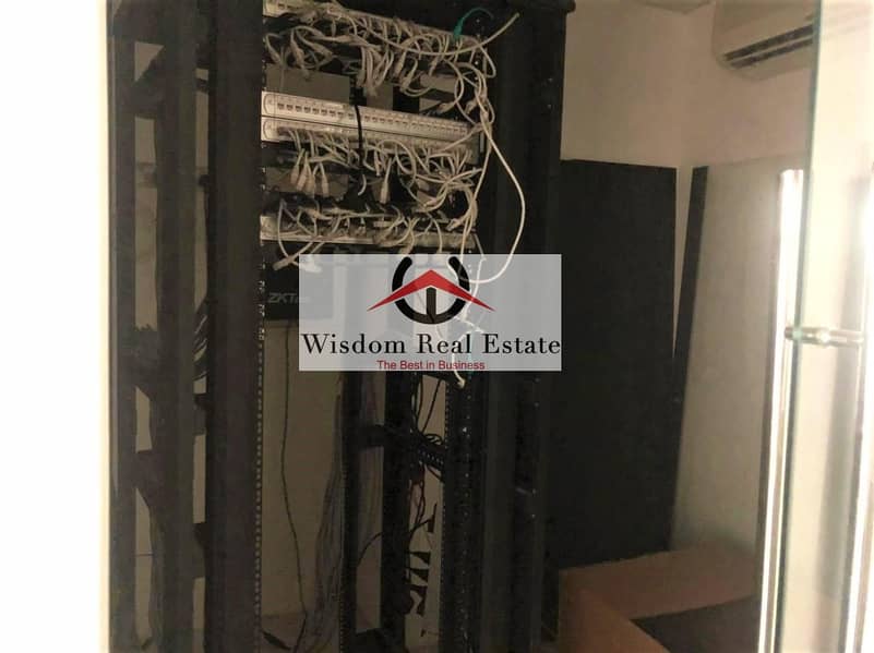 35 Chiller Free| A Grade Fitted Furnished  | Near Metro