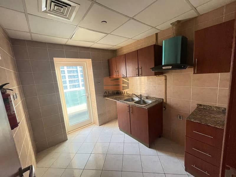 31 one bedroom in Marina with big balcony for rent-AC Free