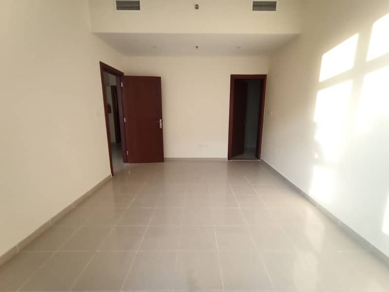 SPACIOUS AND BRIGHT | 1BHK | SEMI CLOSED KITCHEN |  HUGE BALCONY