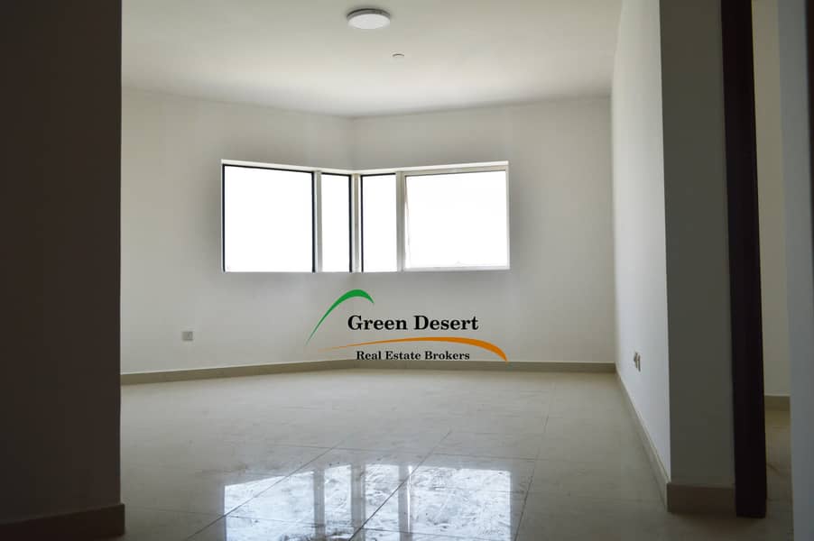 Close to Metro 1 Bedroom Dubai Gate One Rented