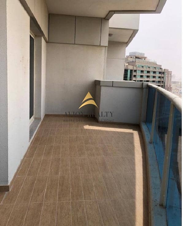 5 Huge 2 BR | Massive Balcony | Equipped Kitchen - Dubai Sports city