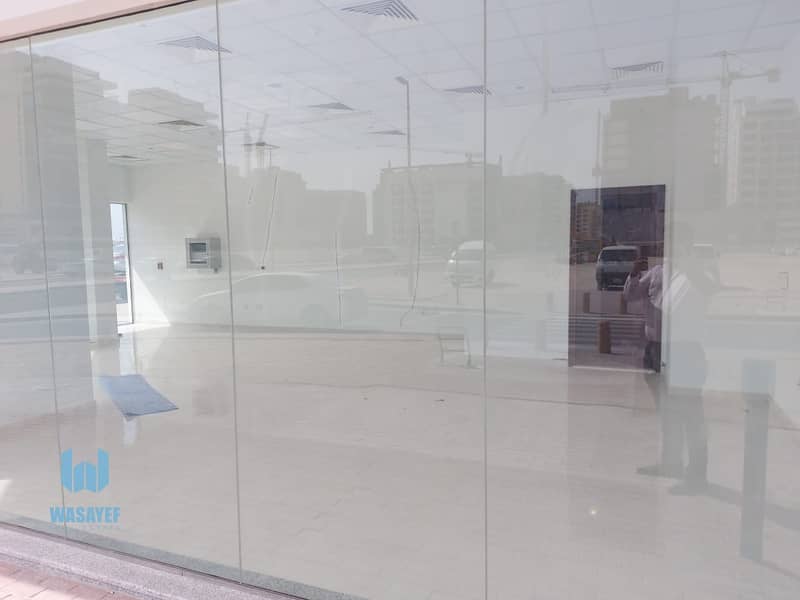 7 Multiple  Retail Shops Near Sheikh Zayed Road - AED 120K