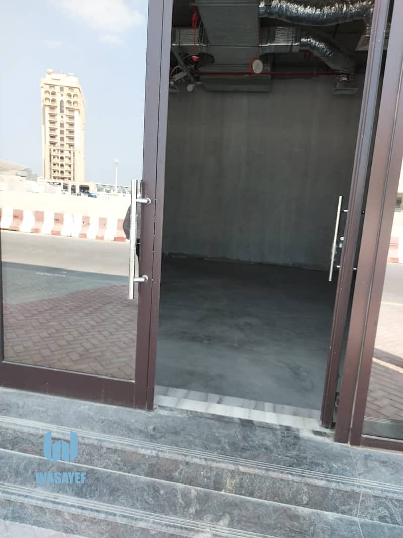 10 Multiple  Retail Shops Near Sheikh Zayed Road - AED 120K