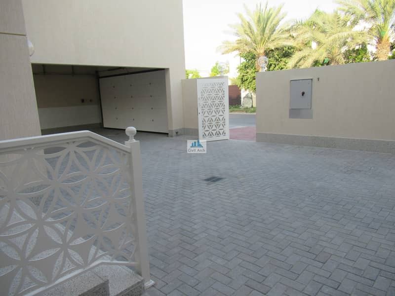 3 Brand New-Corner 5br Villa at 220k-2 cheques+Pool