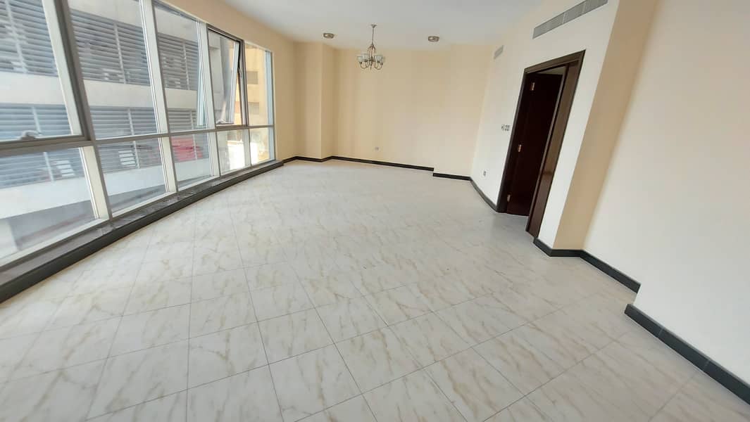 Chiller AC, parking free! Specious 3 bhk balcony all master rooms! Close to buhaira cornchise