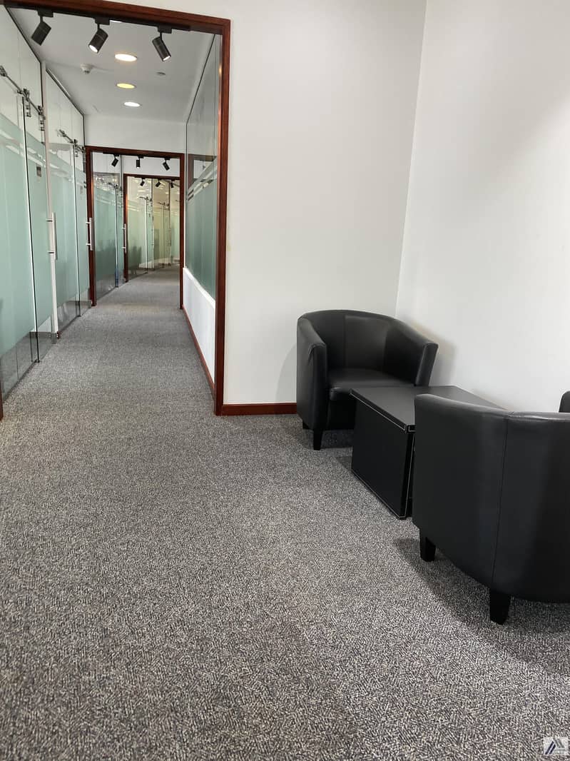 13 Serviced Furnish Office Suitable for 7 Staff / with 1 manager room/ Meeting room facility