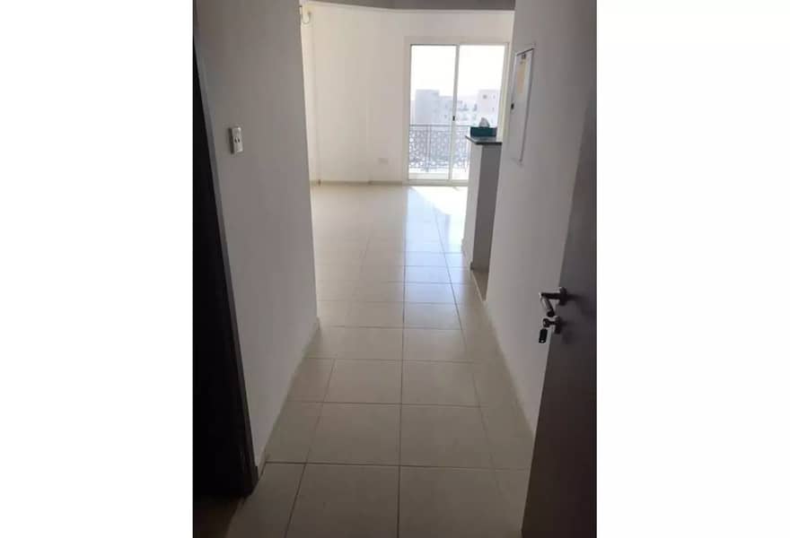 studio for rent in Emirates cluster with balcony