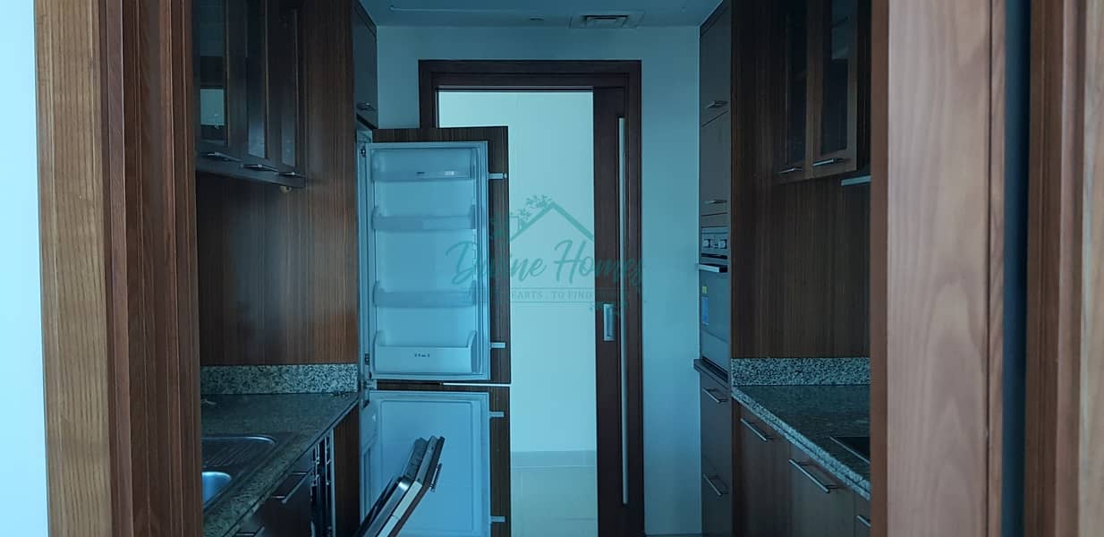 10 Full Marina View | Fully Equipped Kitchen | Chiller Free | Emaar