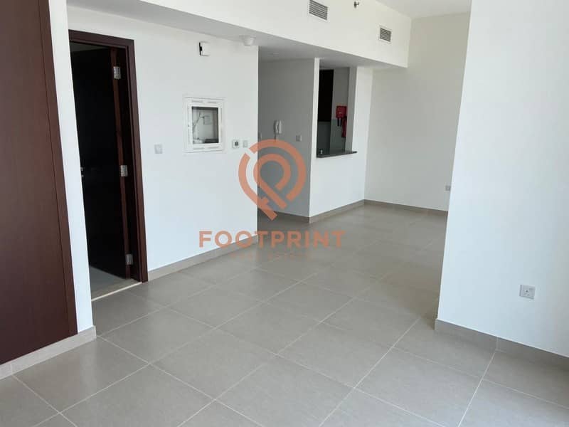 5 UNFURNISHED READY TO MOVE IN  SPACIOUS STUDIO APARTMENT