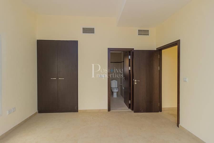 7 Inner Circle | next to pool and park | Best price