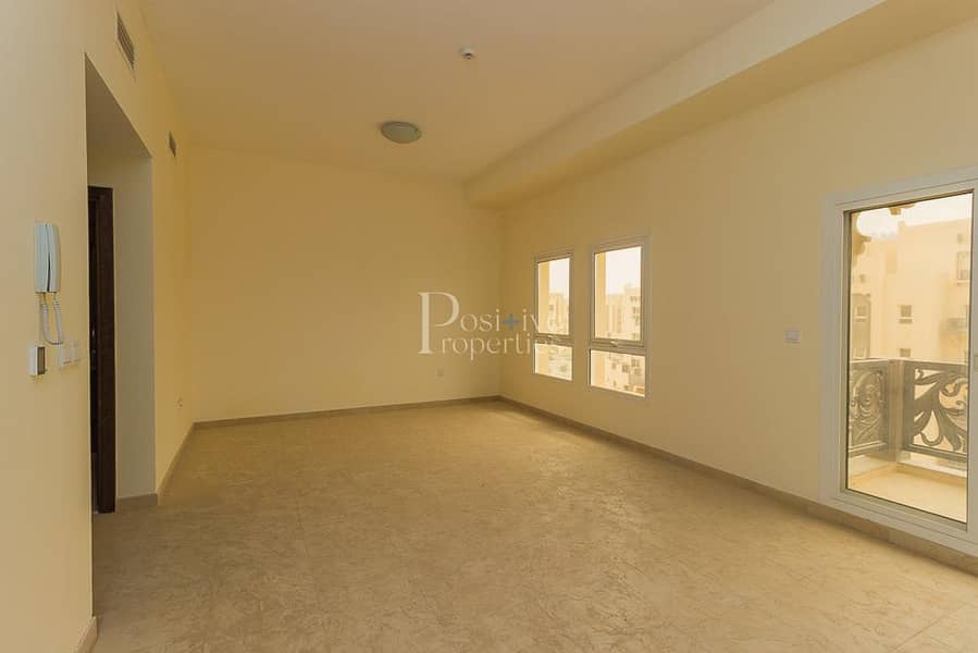 8 Inner Circle | next to pool and park | Best price