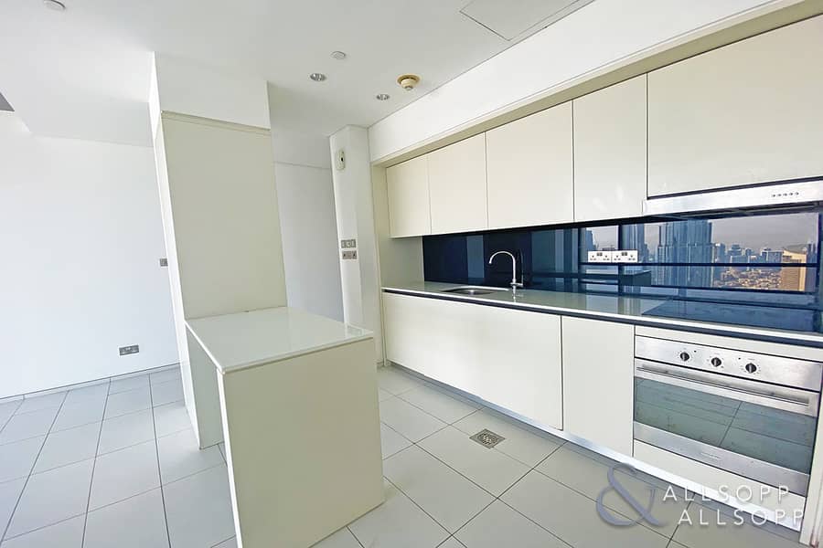 6 One Bedroom | Burj View | Chiller Free