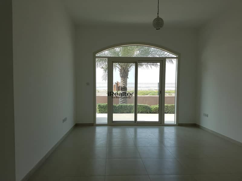 7 Amazing Terrace 1 Bed with  POOL VIEW 36k