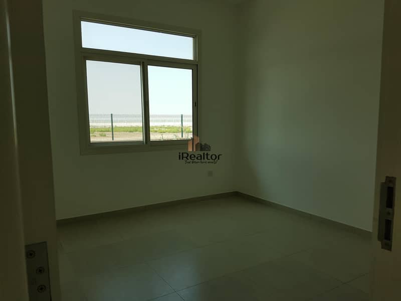 8 Amazing Terrace 1 Bed with  POOL VIEW 36k