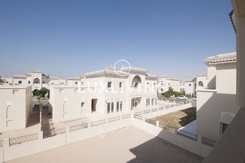 6 Spacious 6 Bedroom Villa At Al Furjan