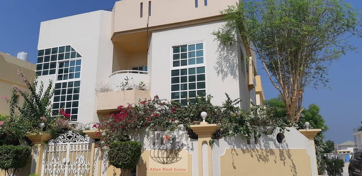 For Sale Villa G+1 - 4BR “Corner” – Al Rifa'ah Area Near Sharjah Corniche.