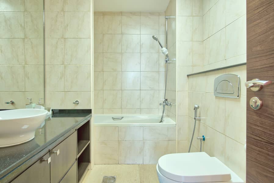 6 Bathroom 2
