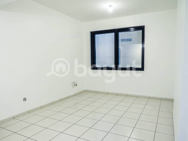 Luxury apartment, 1 bedroom with balcony is available ( no commission)