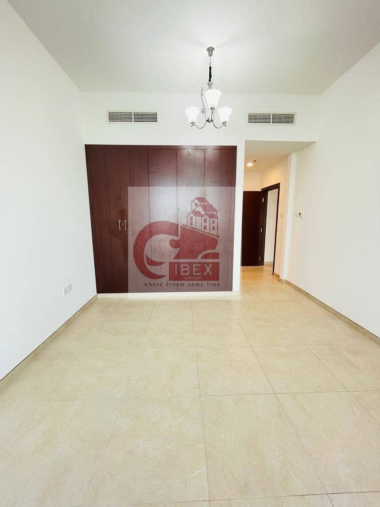 4 One Month Free - Brand New Huge 2-BHK + Big Laundry Room