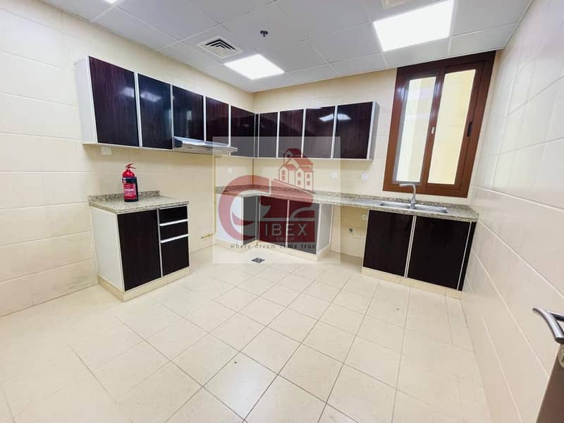 9 One Month Free - Brand New Huge 2-BHK + Big Laundry Room