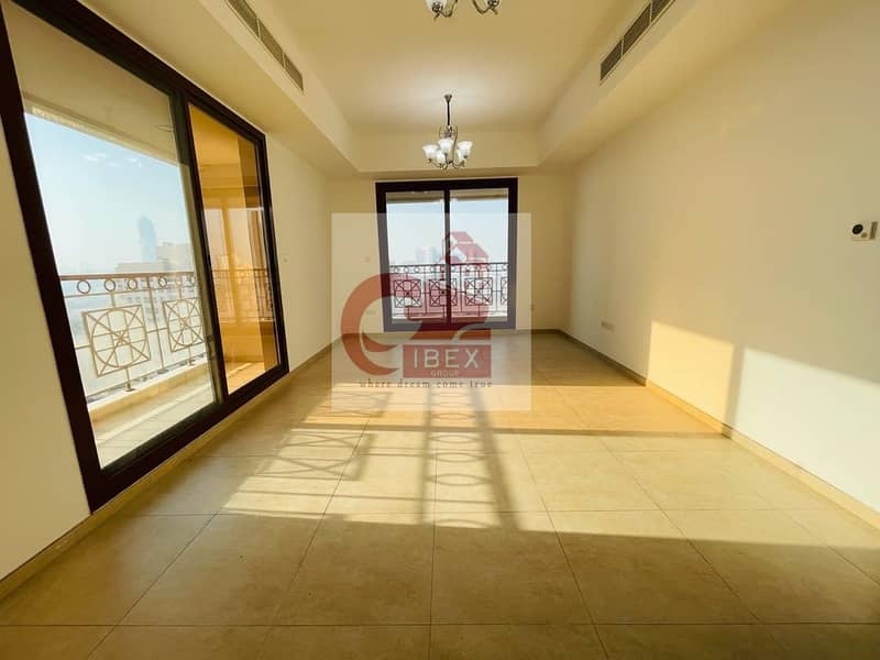 14 One Month Free - Brand New Huge 2-BHK + Big Laundry Room