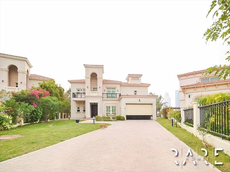 30 Genuine Listing | Upgraded 4 Bed Villa with private pool