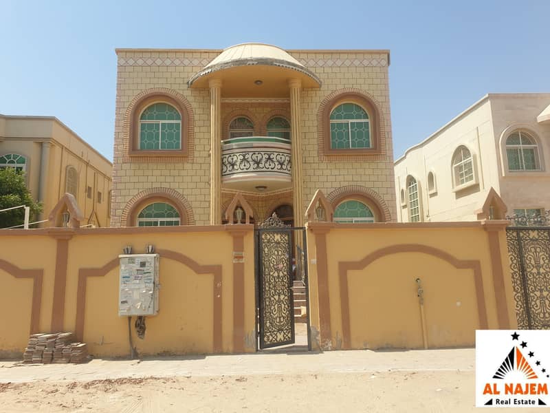 Villa for rent with electricity and water in the name of a citizen and clean air conditioners, 7 bedrooms, in Al Rawda area in Ajman