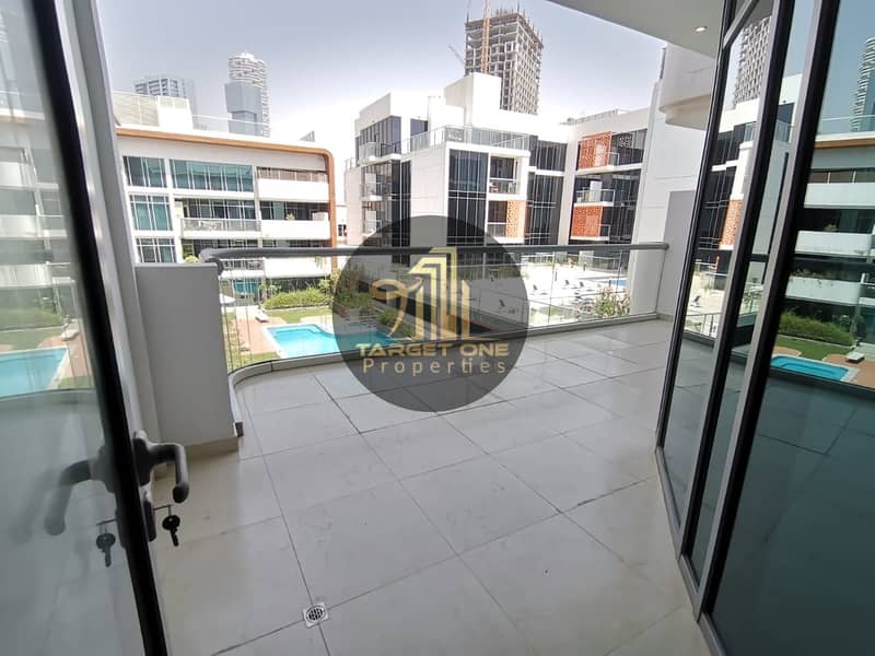 4 Exclusive| Duplex | Pool View | Italian  Finishing| Ready to Move